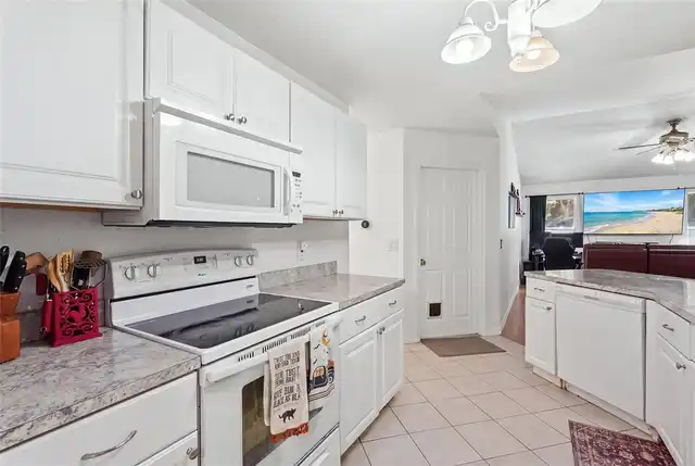 Listing Photo 19