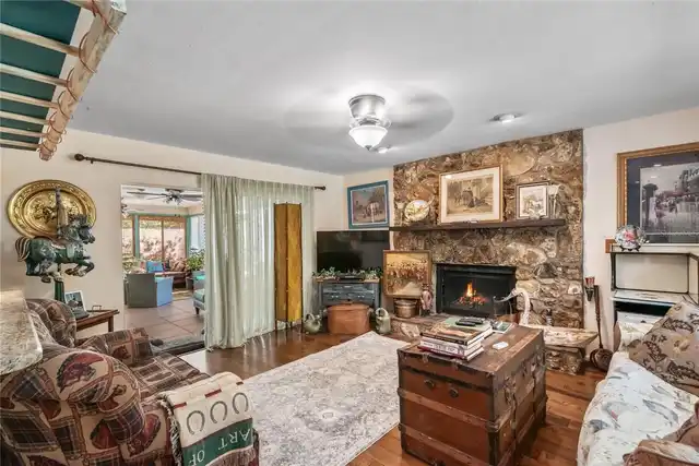 Listing Photo 15