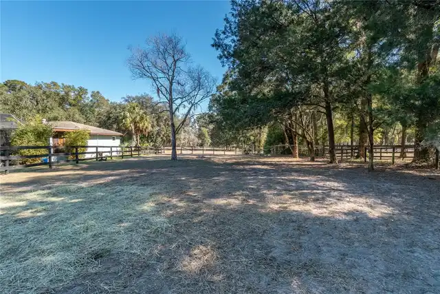 Listing Photo 33