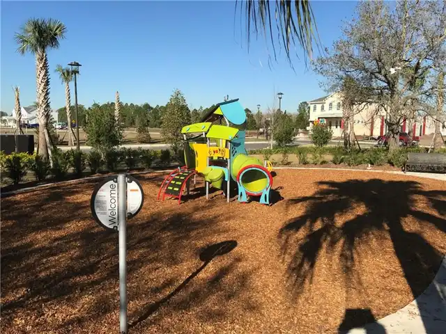 Listing Photo 10
