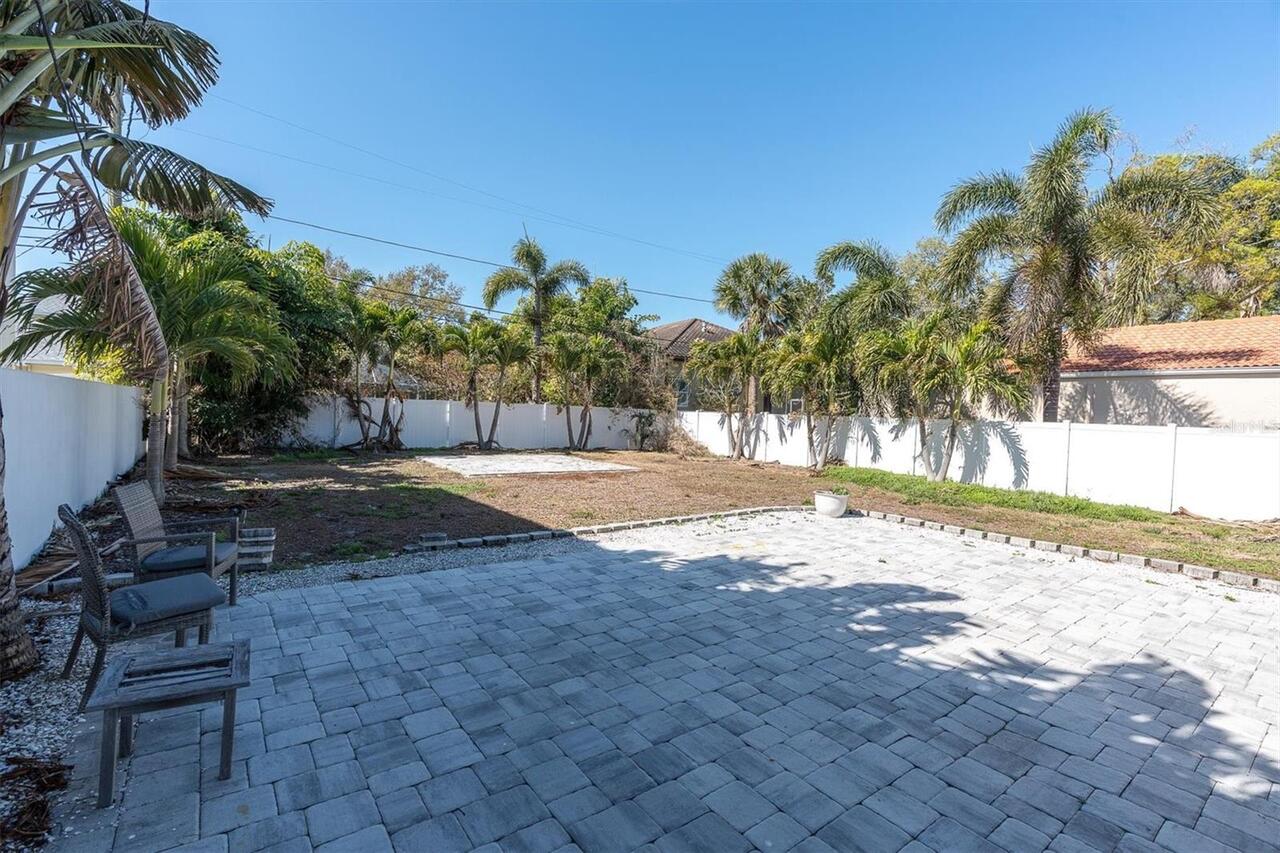 Listing Photo 23