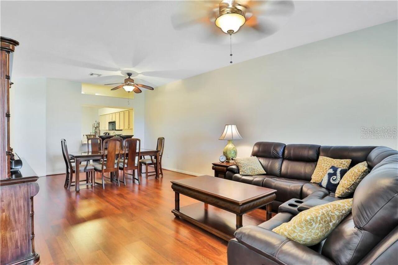 Listing Photo 9