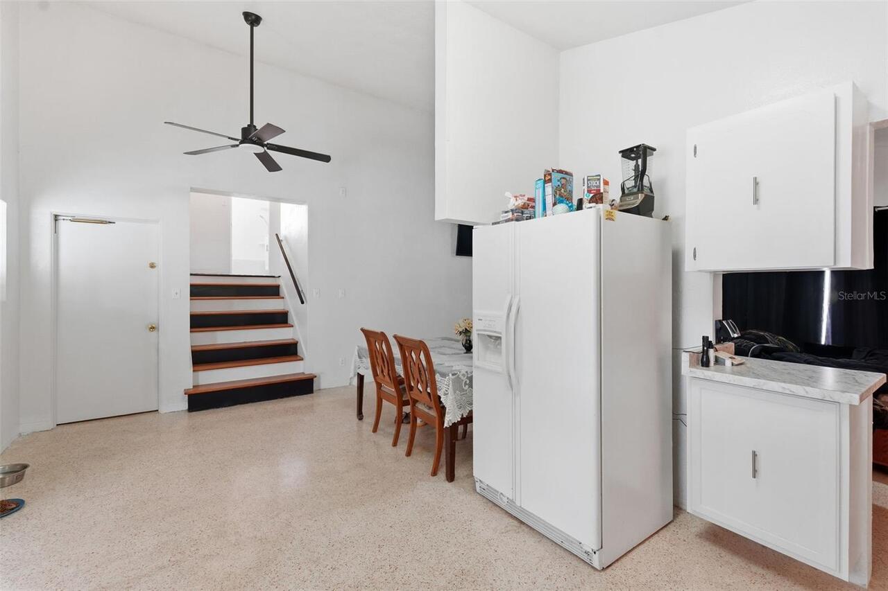 Listing Photo 12