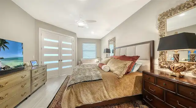Listing Photo 32