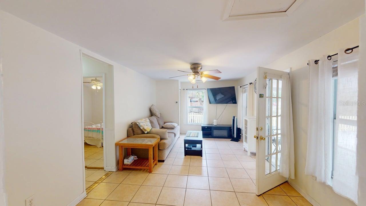 Listing Photo 12