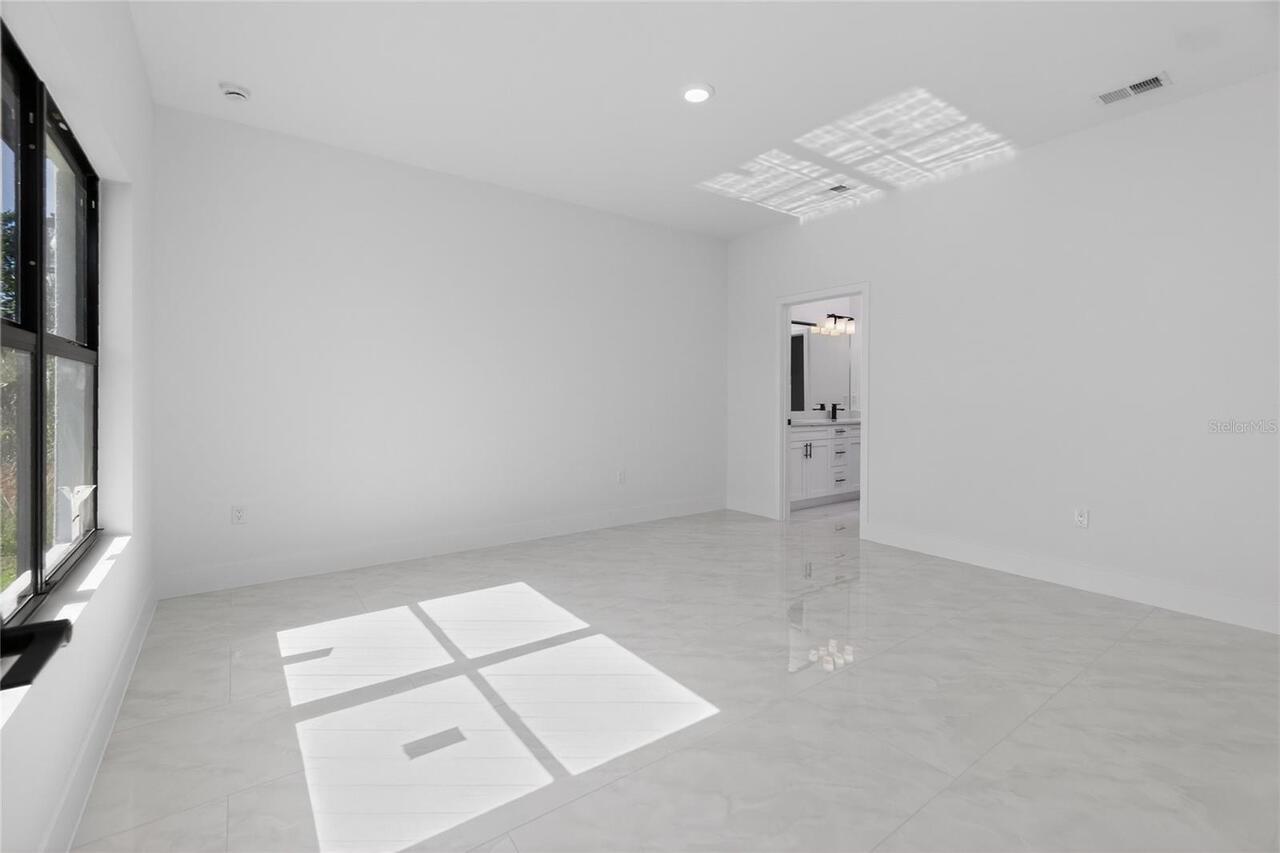Listing Photo 44