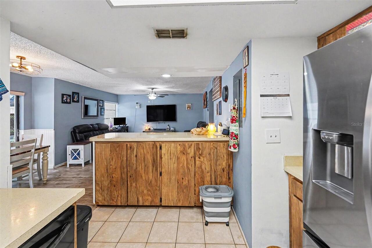 Listing Photo 10