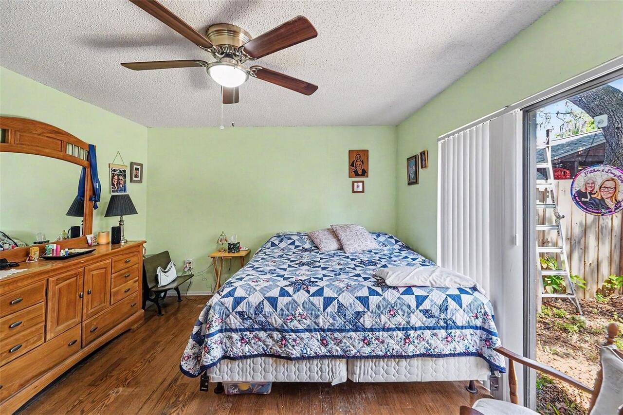 Listing Photo 11