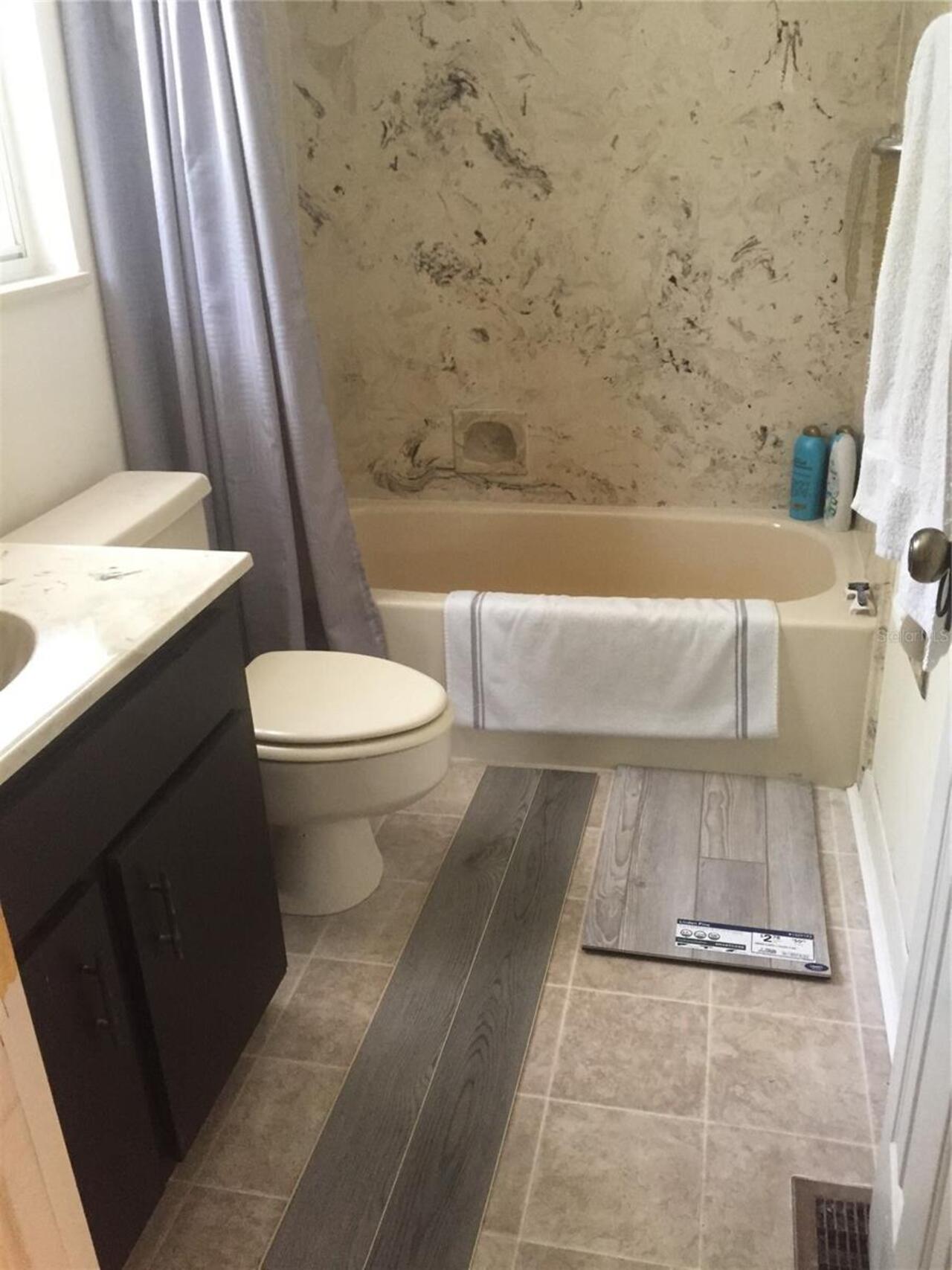Listing Photo 8