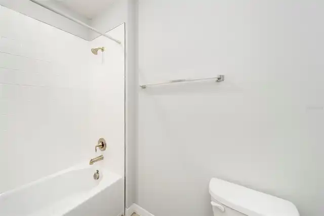 Listing Photo 38