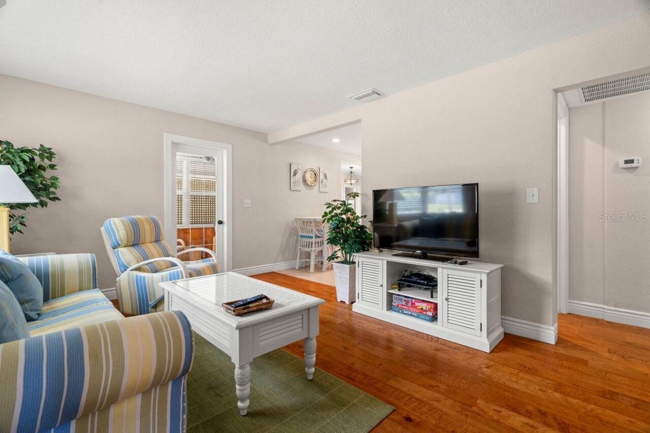 Listing Photo 7