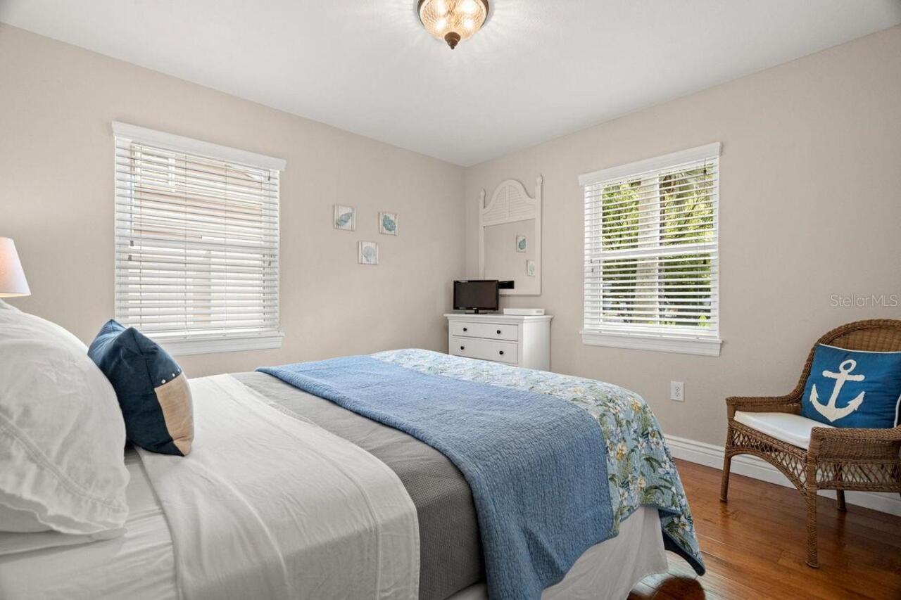 Listing Photo 17