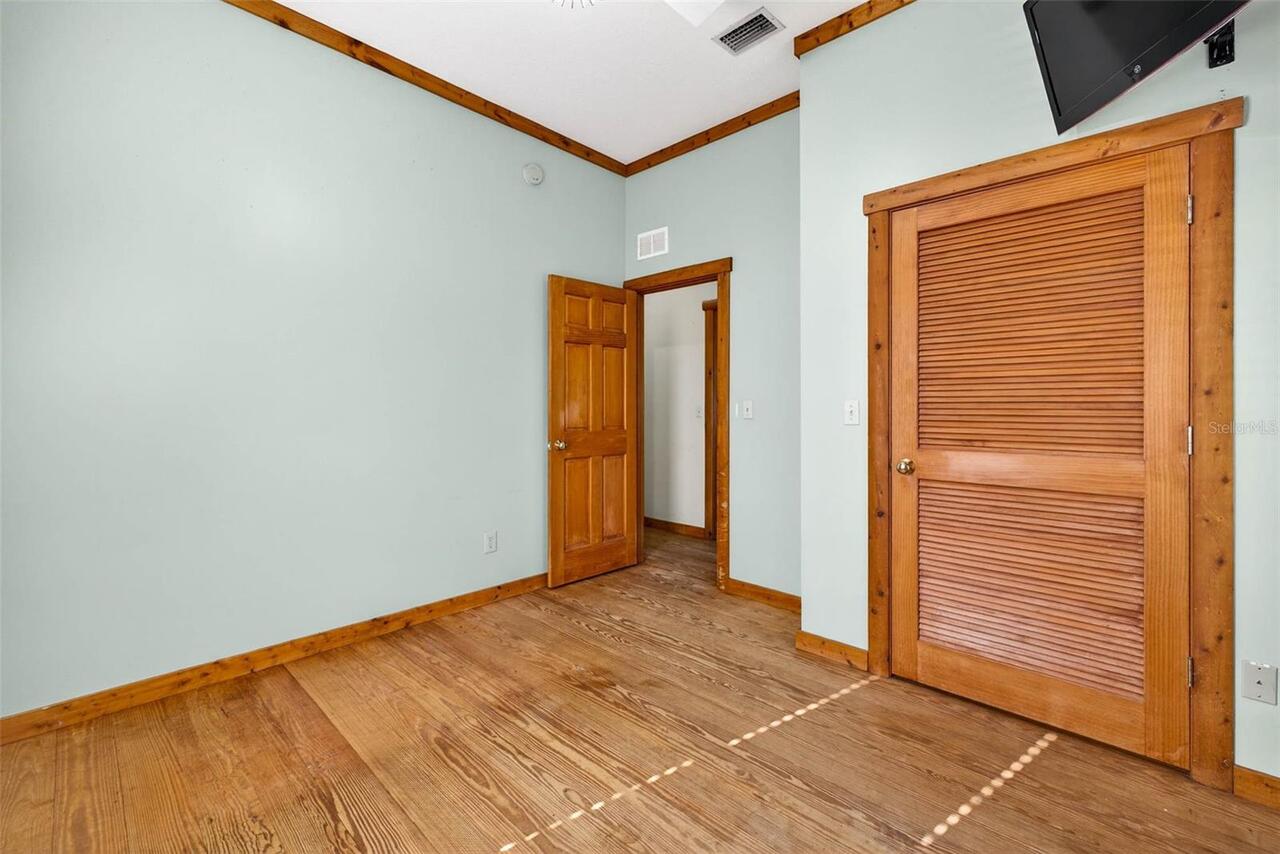 Listing Photo 28