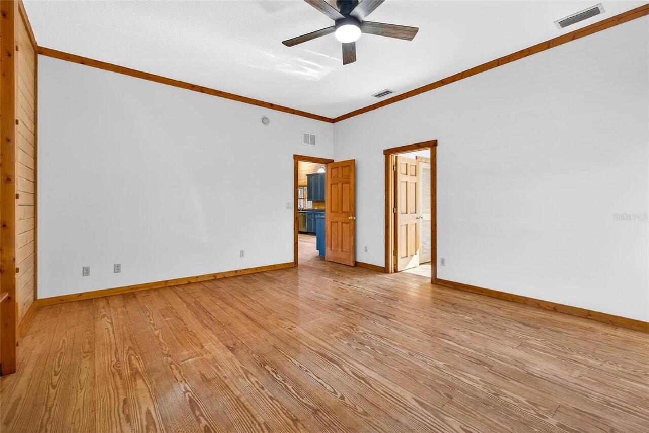 Listing Photo 31