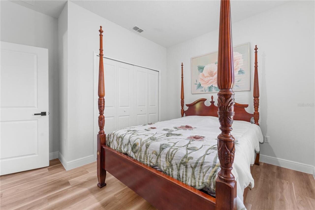 Listing Photo 20