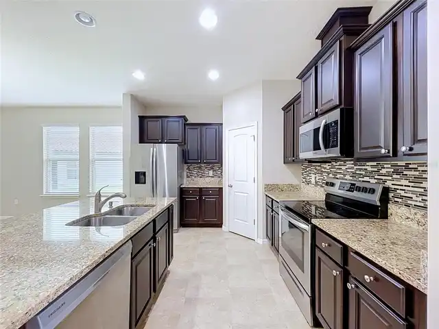 Listing Photo 13