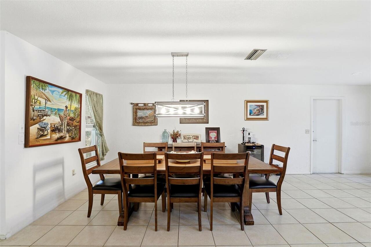 Listing Photo 14