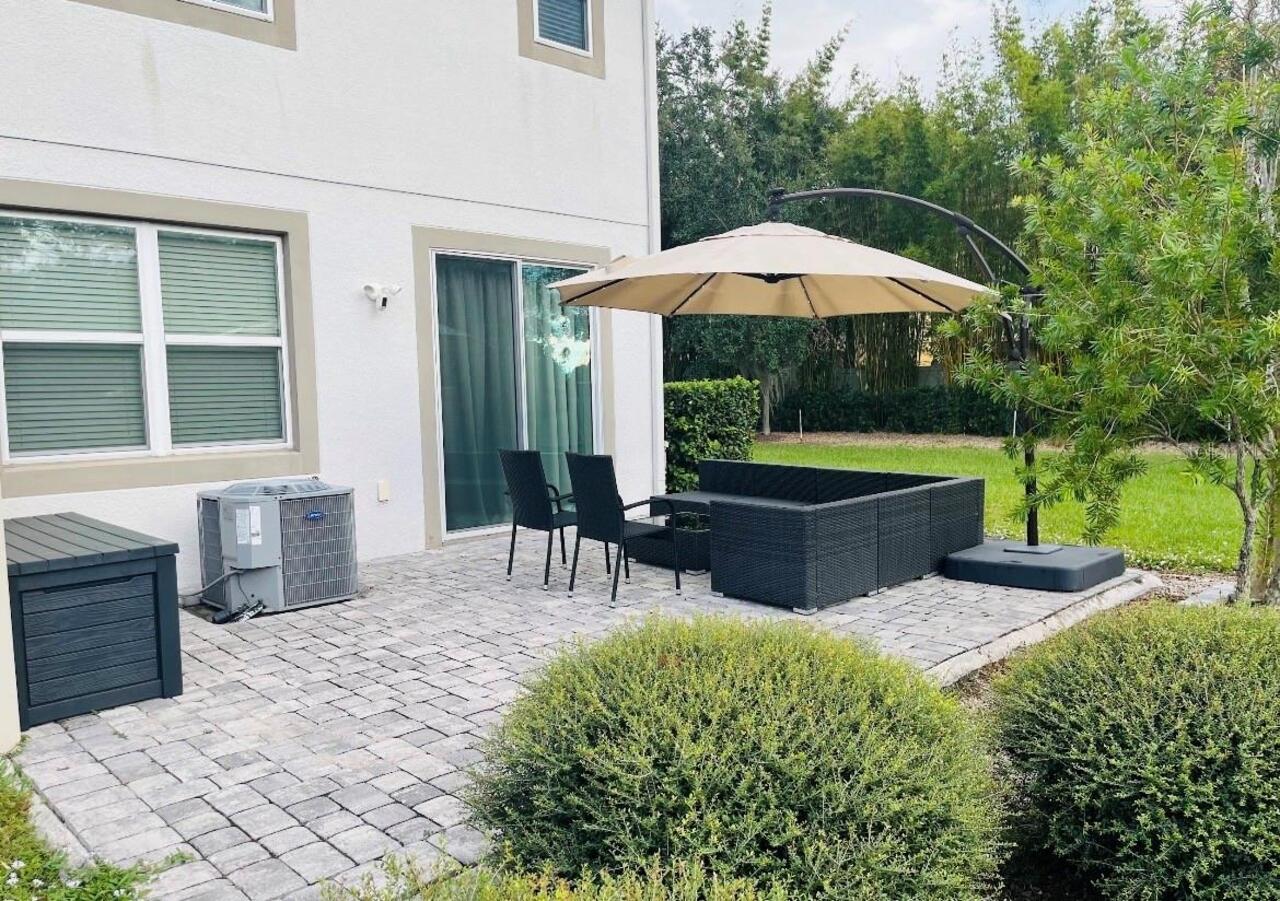 Listing Photo 11