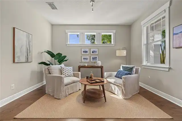 Listing Photo 9