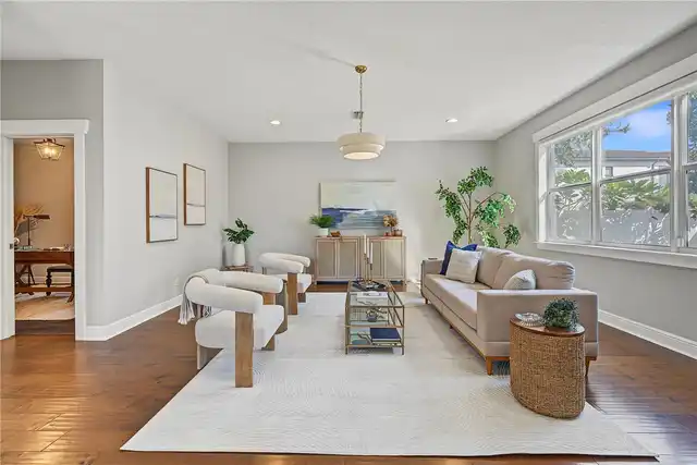 Listing Photo 18