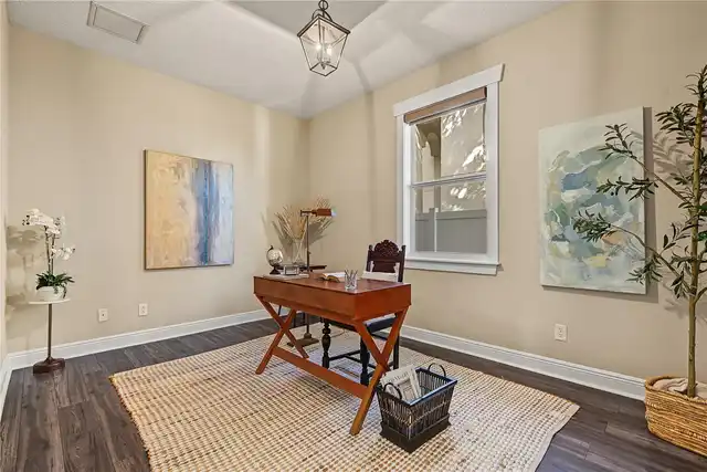 Listing Photo 19
