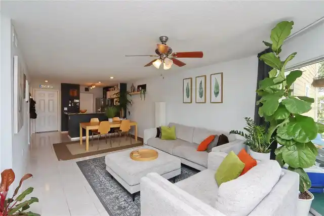 Listing Photo 8
