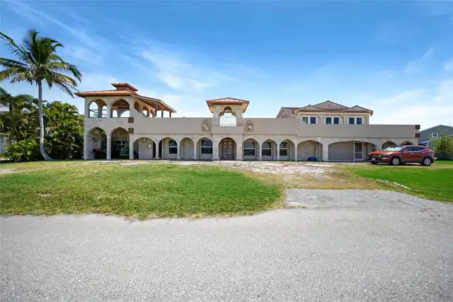 Listing Photo 37