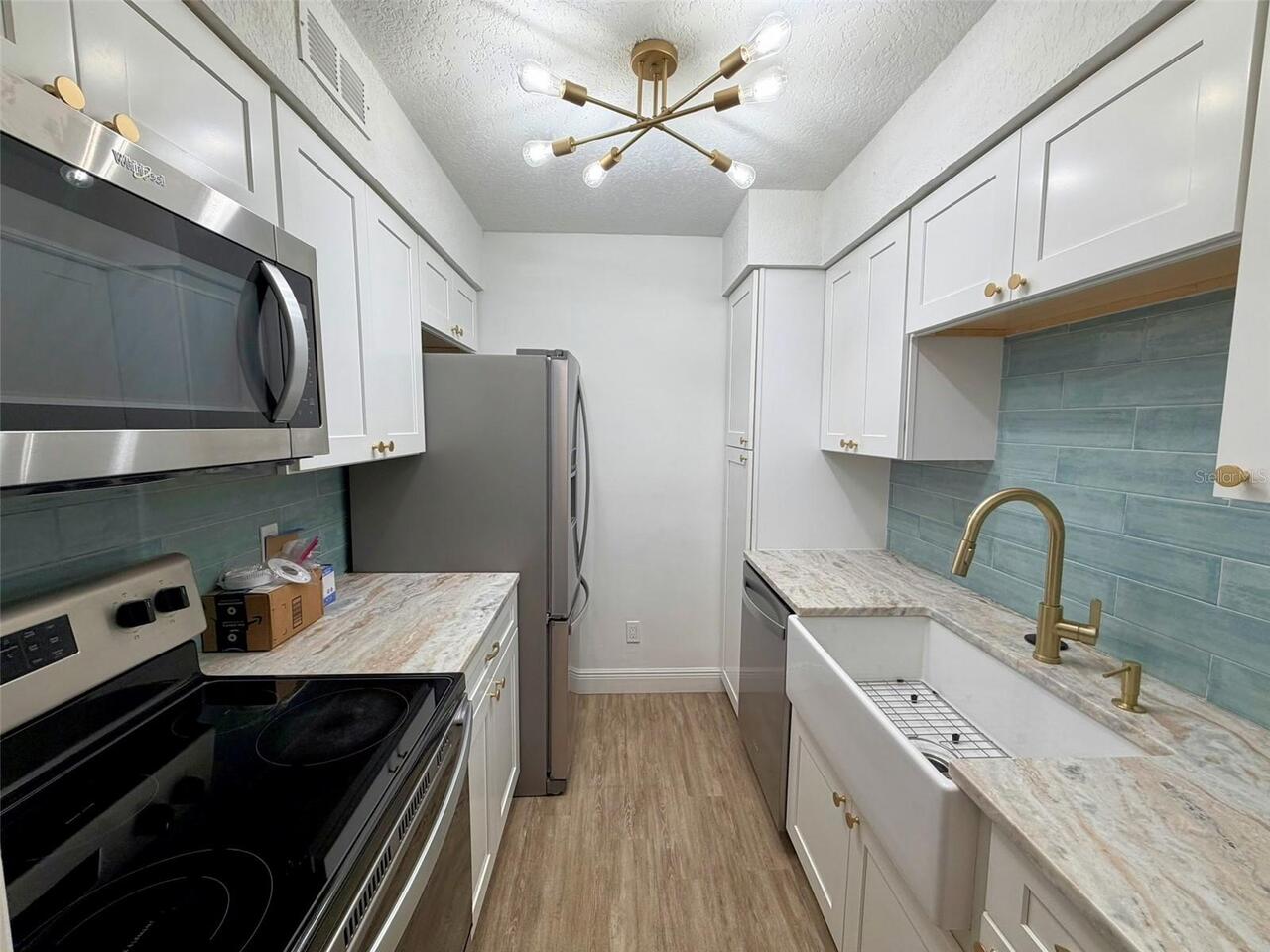 Listing Photo 6