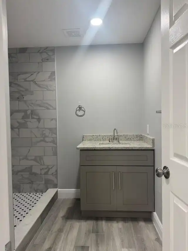 Listing Photo 20