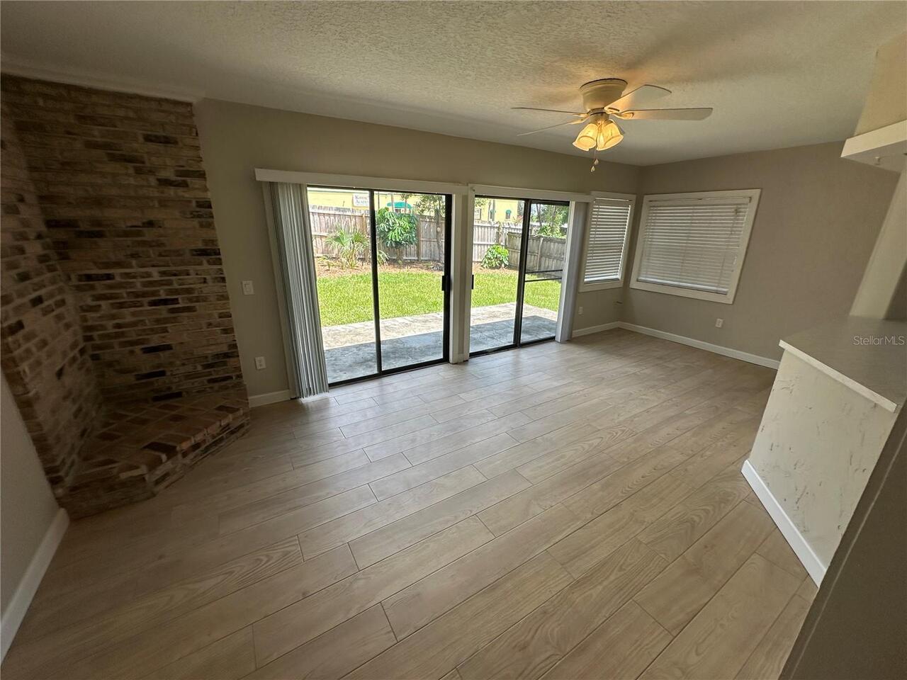 Listing Photo 9