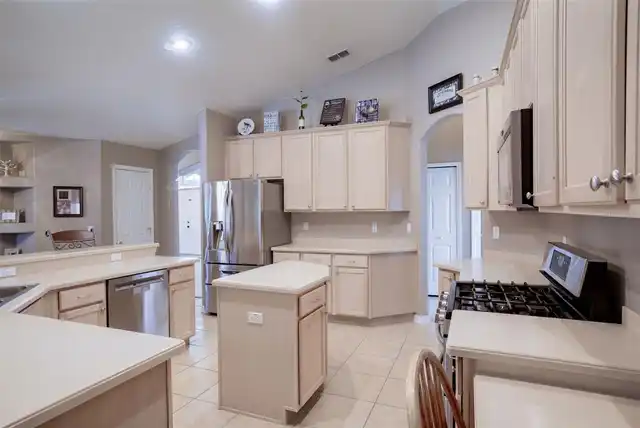 Listing Photo 13
