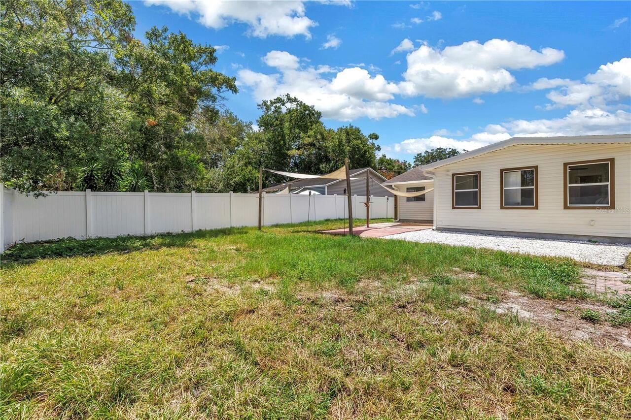Listing Photo 32