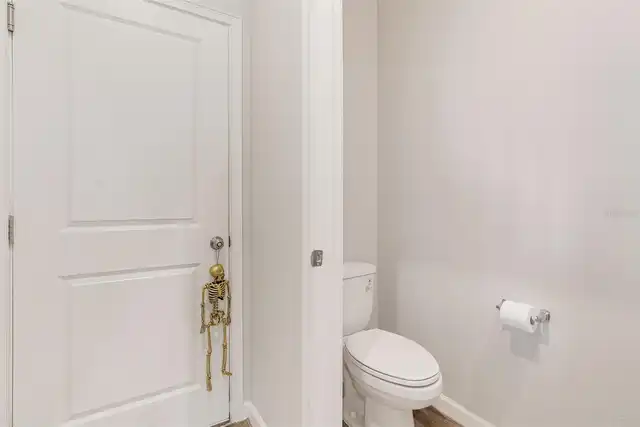 Listing Photo 11