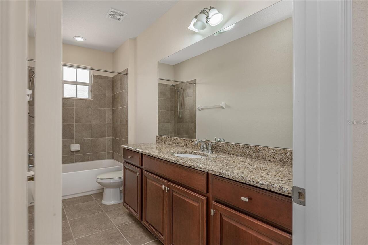 Listing Photo 37
