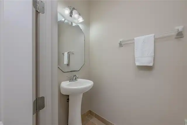 Listing Photo 9