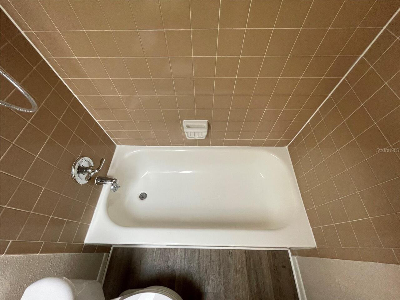 Listing Photo 17
