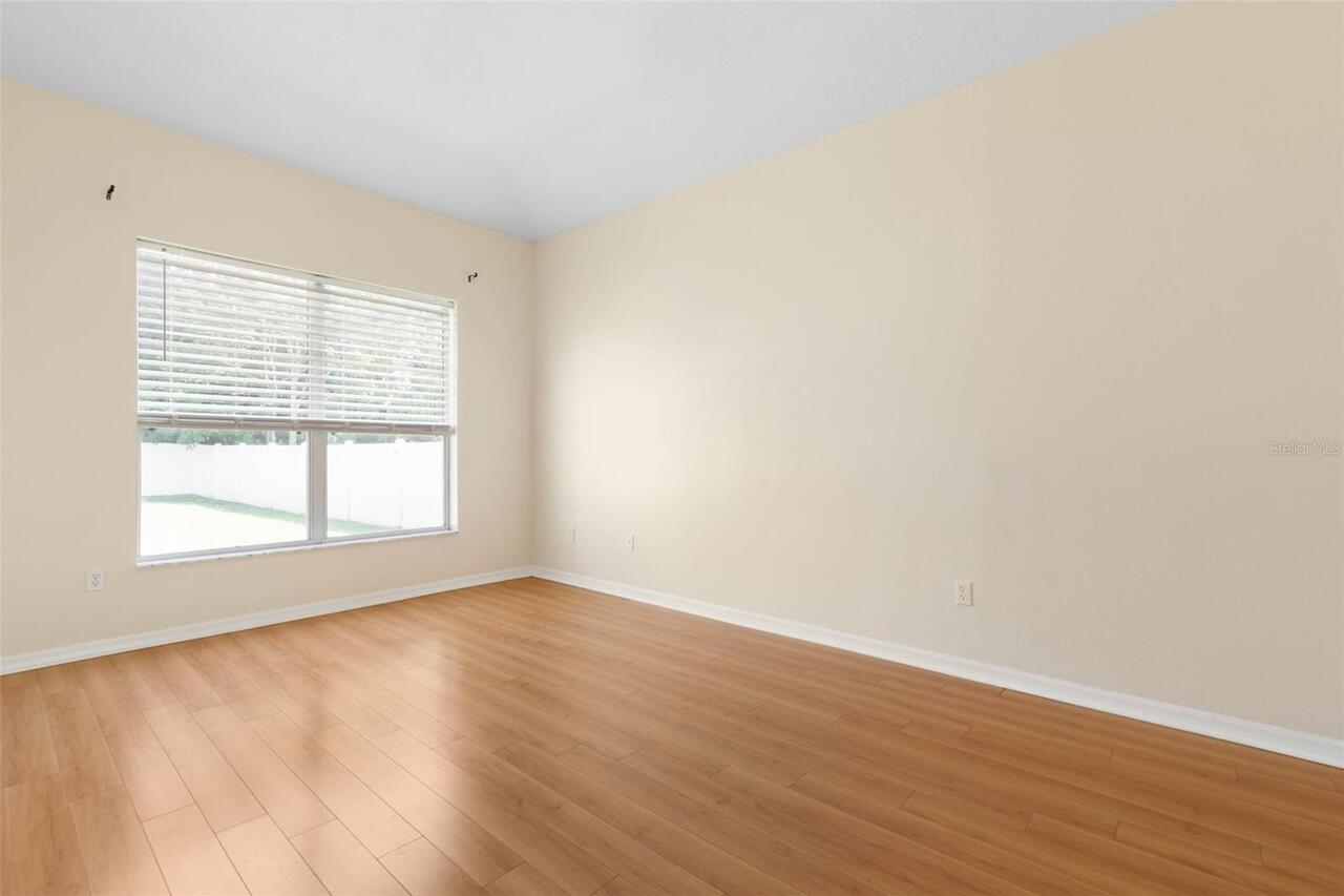 Listing Photo 32