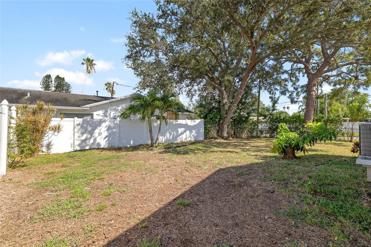 Listing Photo 38