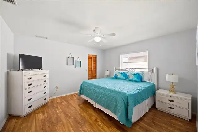 Listing Photo 34
