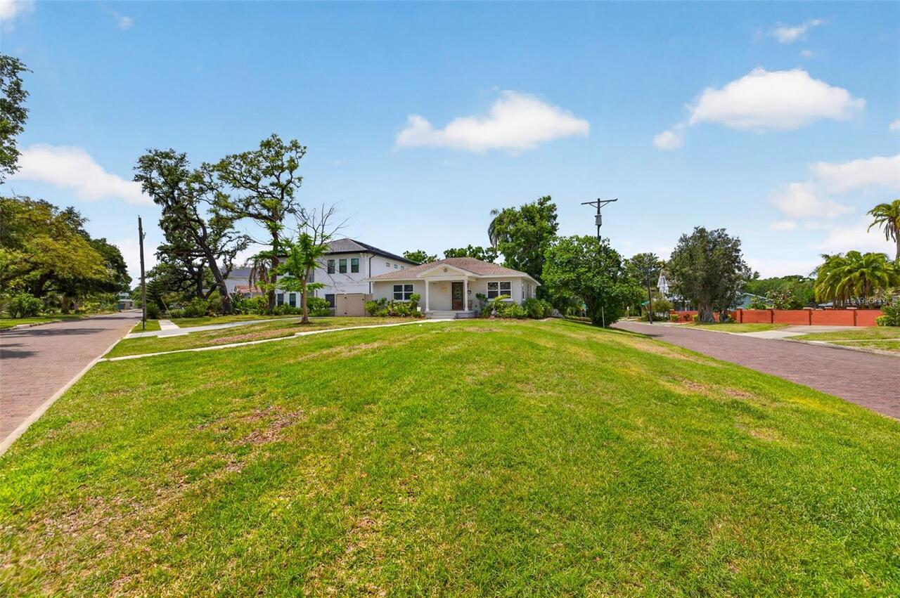 Listing Photo 32