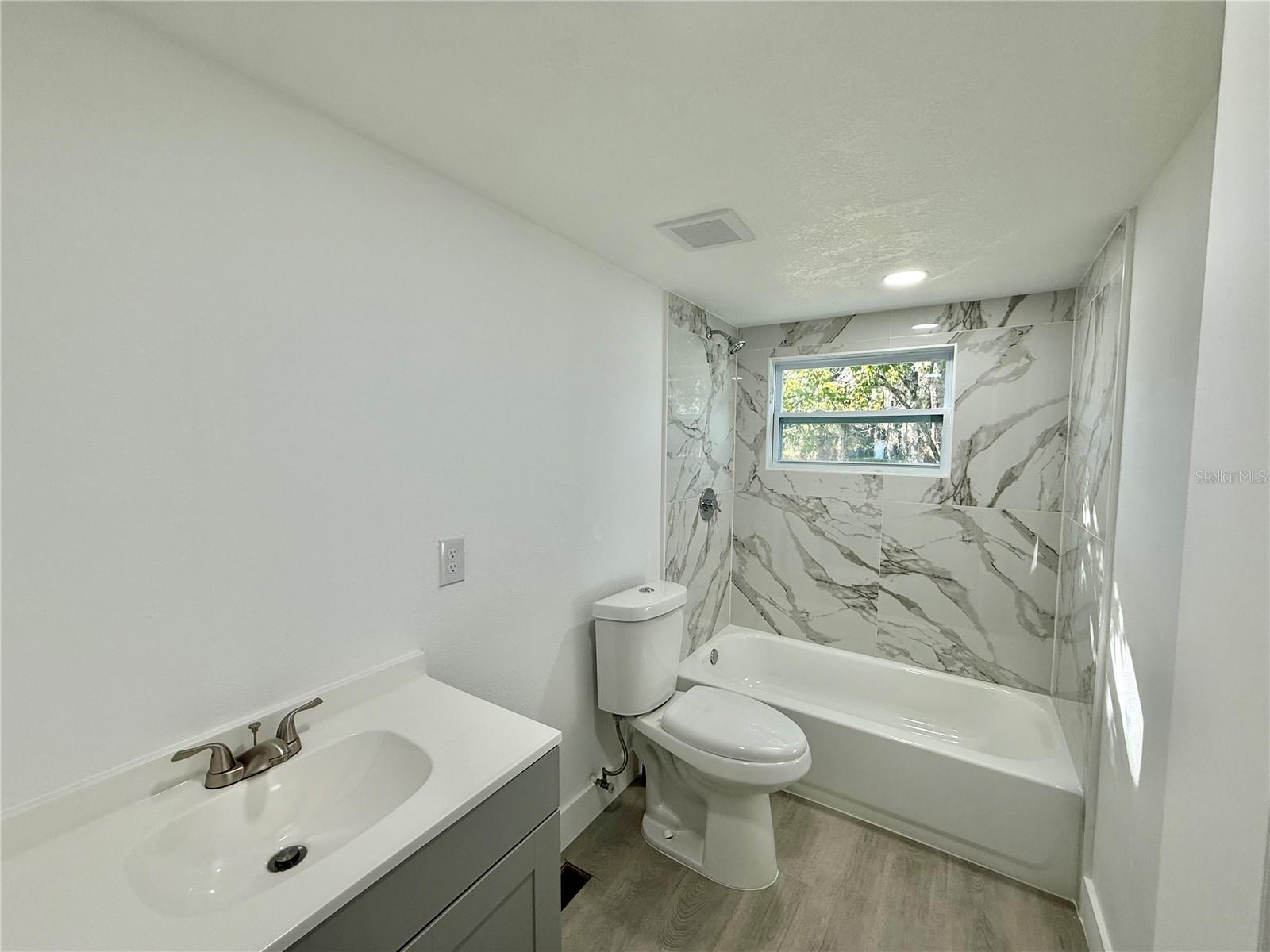 Listing Photo 26
