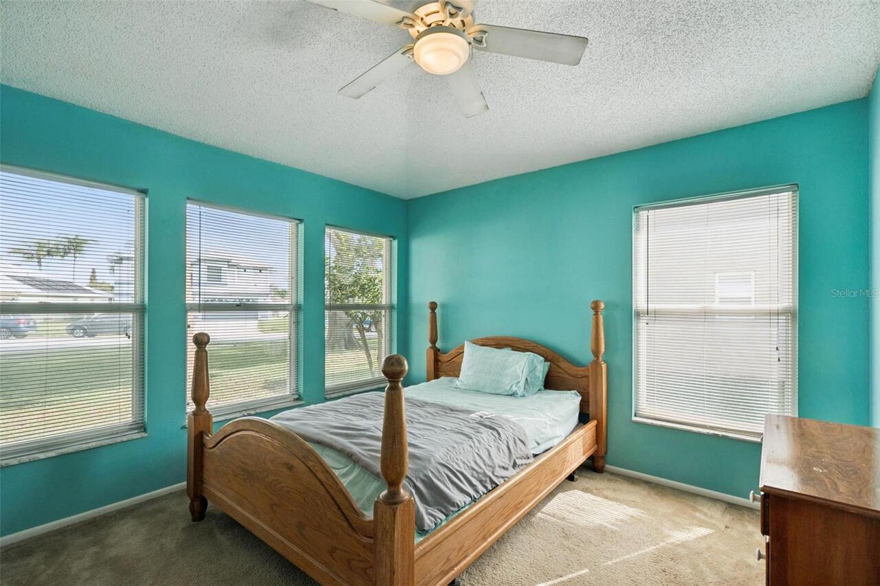 Listing Photo 15