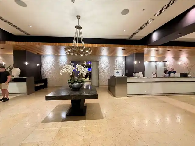 Listing Photo 6