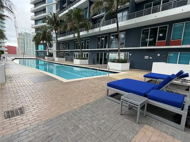 Listing Photo 16
