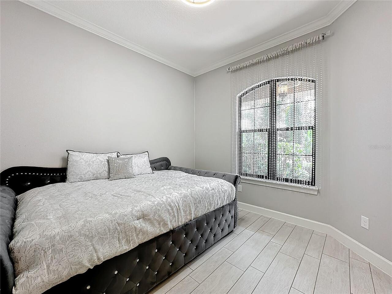 Listing Photo 23