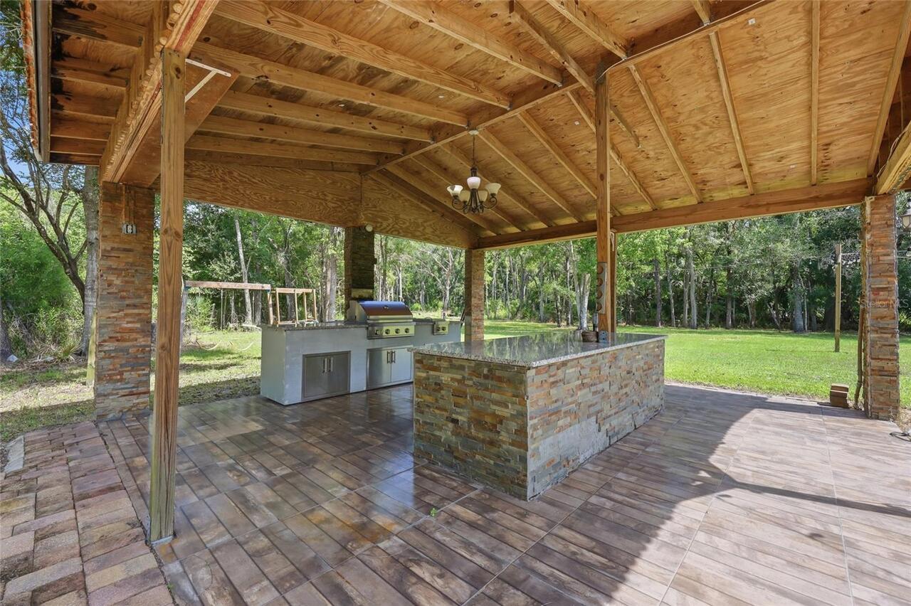 Listing Photo 23
