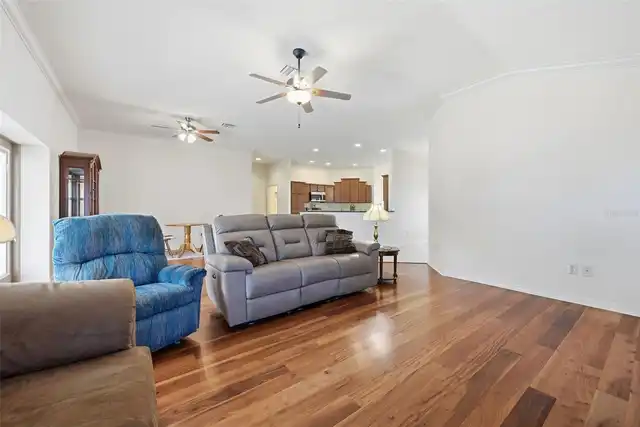 Listing Photo 29