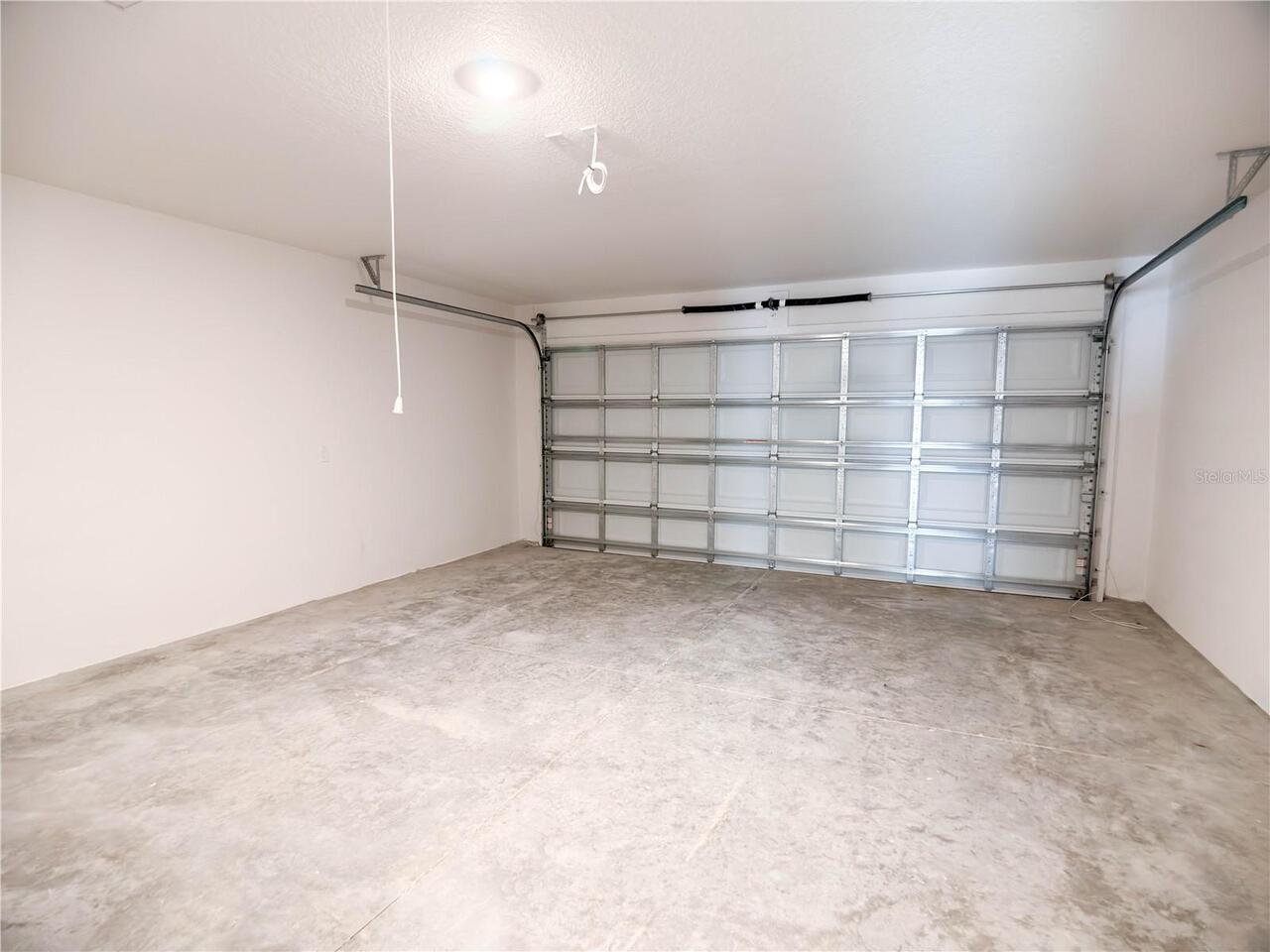 Listing Photo 14
