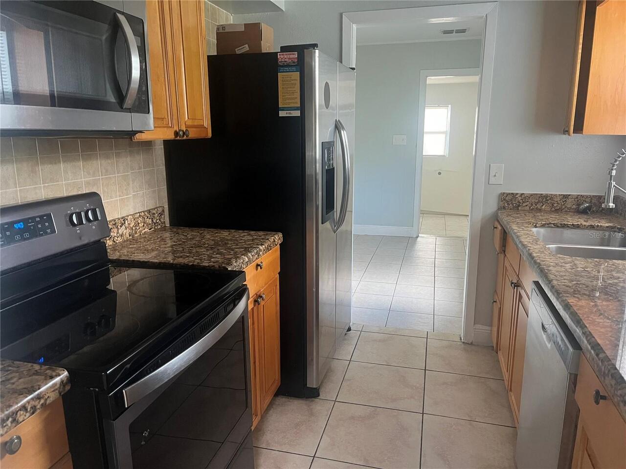 Listing Photo 7