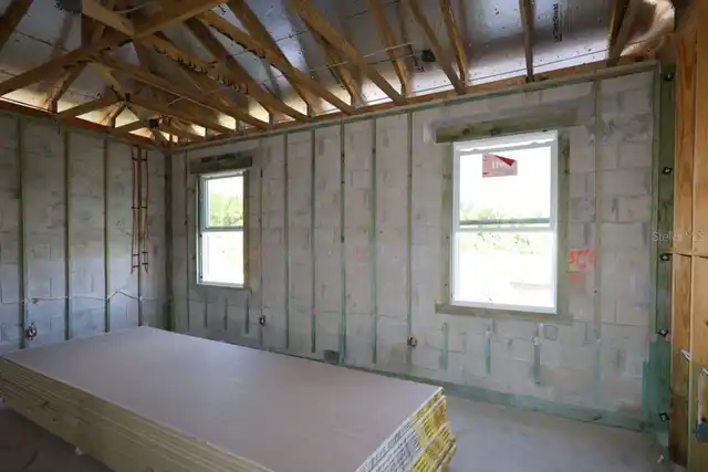Listing Photo 15